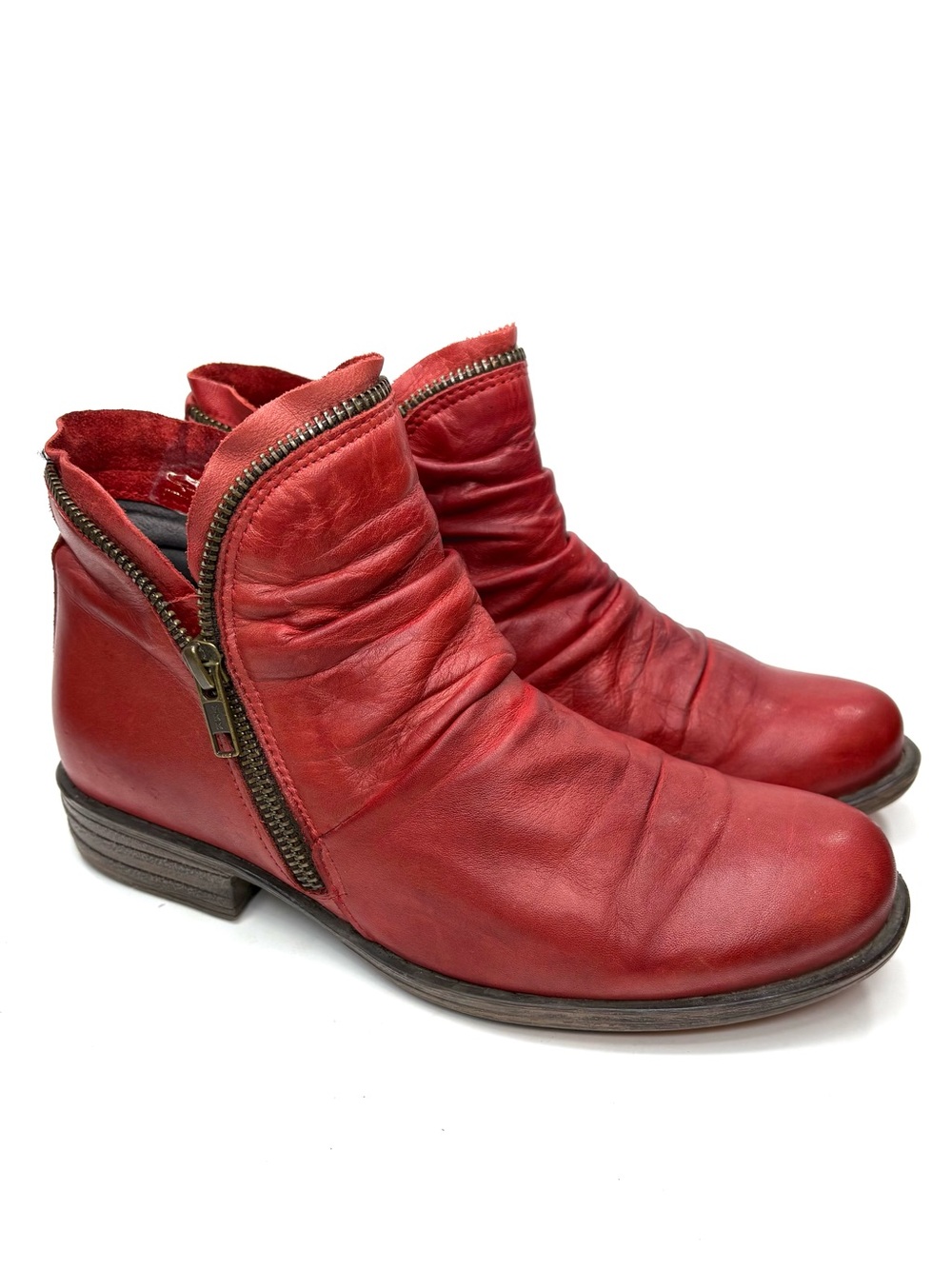 Miz Mooz Luna Red Leather Ankle Boots | 7
